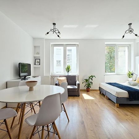 Urbannestgroup - Angorska Przy Stadionie Narodowym ワルシャワ エクステリア 写真